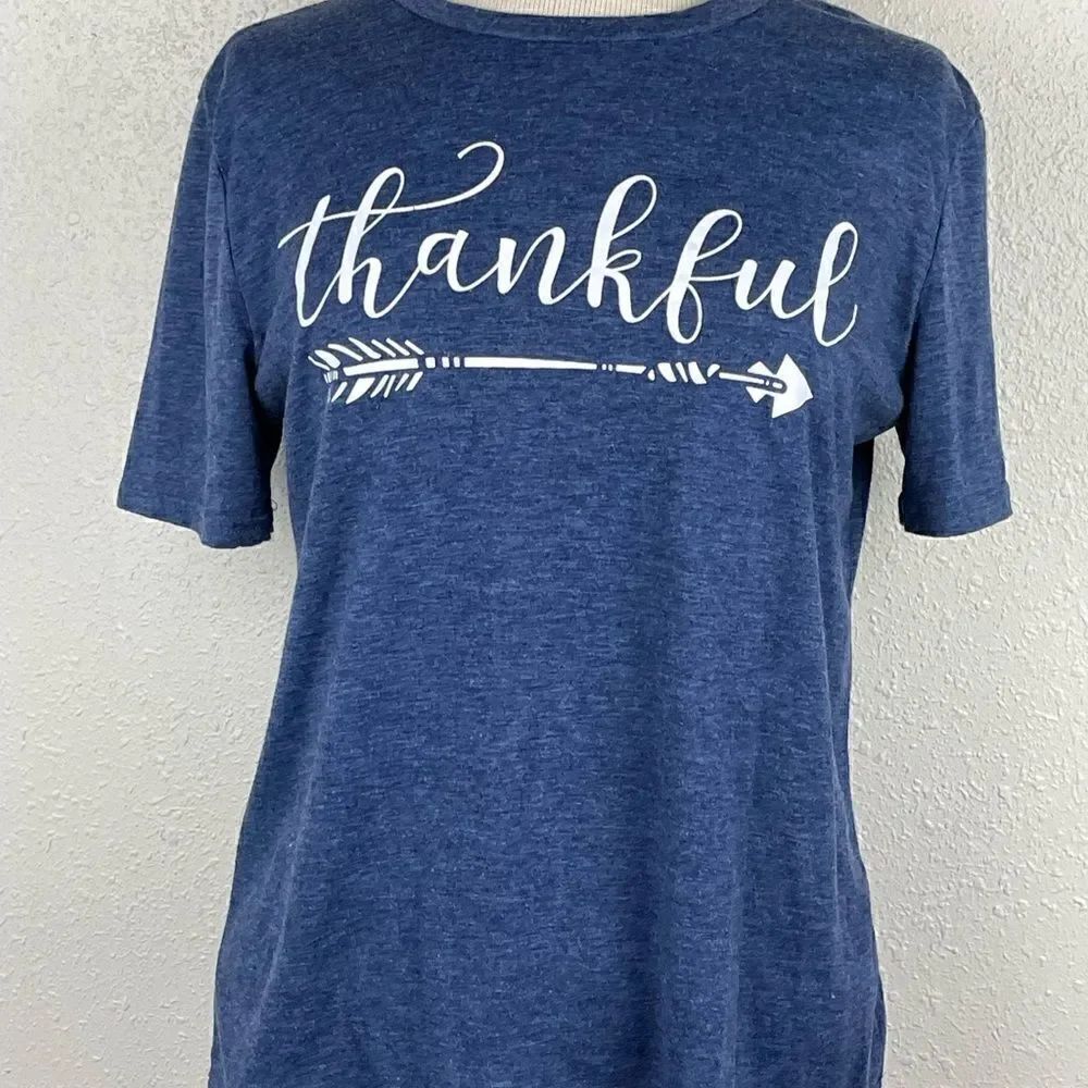 EUC Unbranded Womens Thankful Blue Short Sleeve Shirt Size M